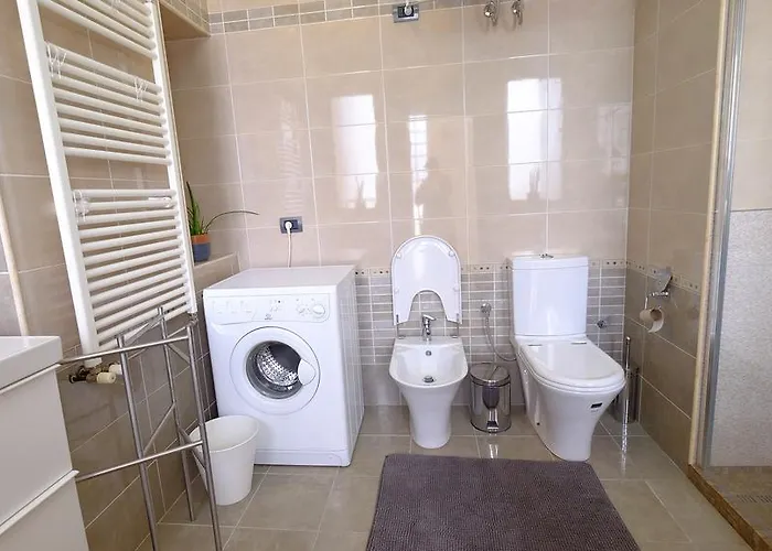 Galeria アパート ティラナ