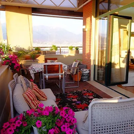 Galeria טיראנה